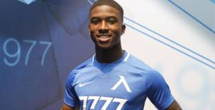 Динамо Загреб прави всичко възможно да купи Робърта от Левски